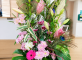 Une composition florale haute en couleurs  Le Domaine de Jallemain Chateau-Landon